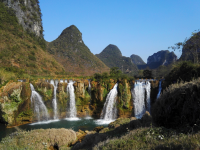 爱布瀑布  枯水期