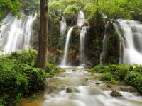 爱布瀑布 渠下瀑布