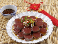 正宗德保香血肠的做法