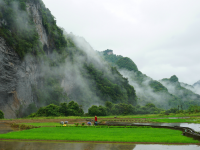 雨过天晴云雾轻,雨后的靖西山村宛若仙境,靖西特有