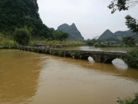 大雨后的鹅泉，今儿的鹅泉