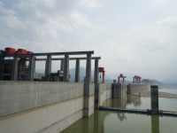 宏伟壮观的三峽大坝