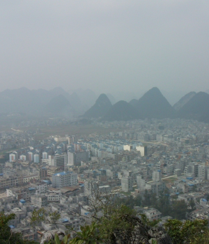 前几个月拍的靖西全景，删除又可惜，只好放出来吧