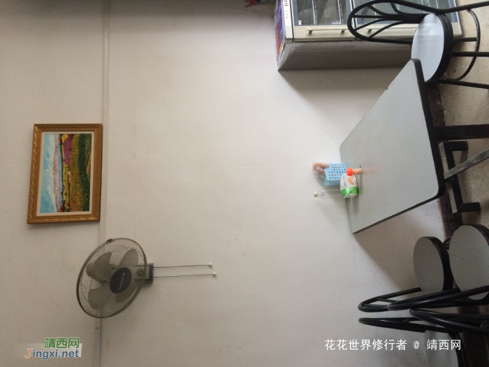 不知店主上哪弄来几张油画，进去吃个早餐还能欣赏美妙的作品，感. - 靖西网