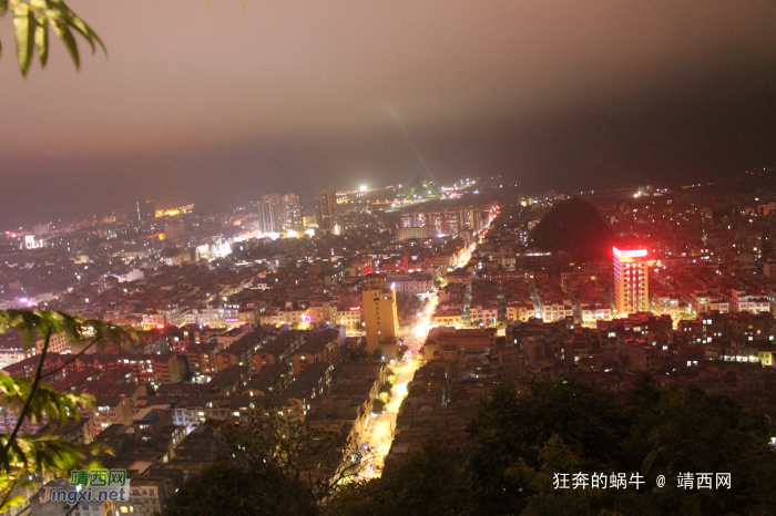 炫丽的靖西小城夜景，但拍照技术是2015年最糟糕的照片 - 靖西网