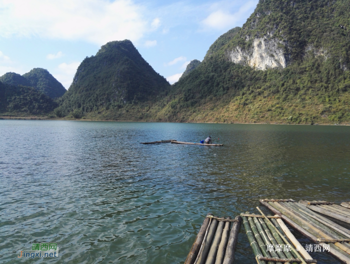 碧波荡漾，峰峦垂悬，靖西市和德保县共同的骄傲，念诺湖（念诺水库）风光。 - 靖西网