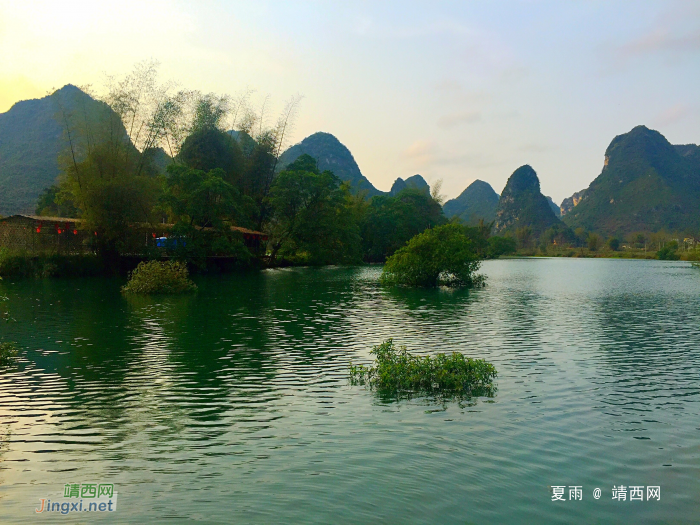 阳春三月明媚天，青峰千座一目然。闲来大兴观野水，忽于河中见青. - 靖西网