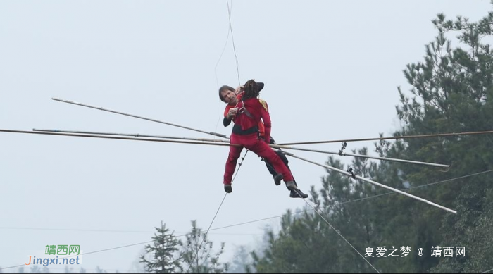 中外选手颠峰对决遇险 武隆天坑上演生死救援 - 靖西网