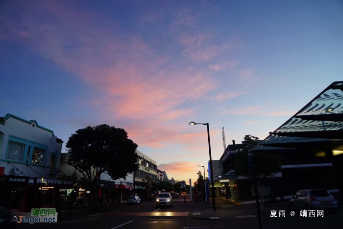 夕阳西下，彩霞满天。 - 靖西网