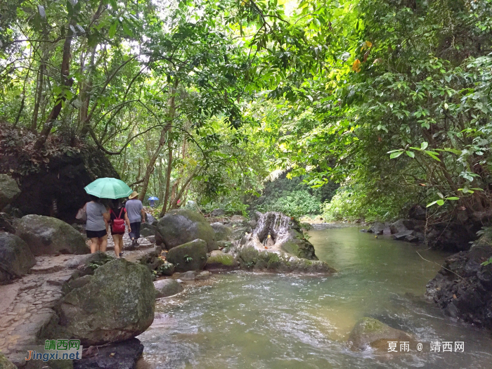 林幽鸣山鸟，谷深流清泉。 - 靖西网