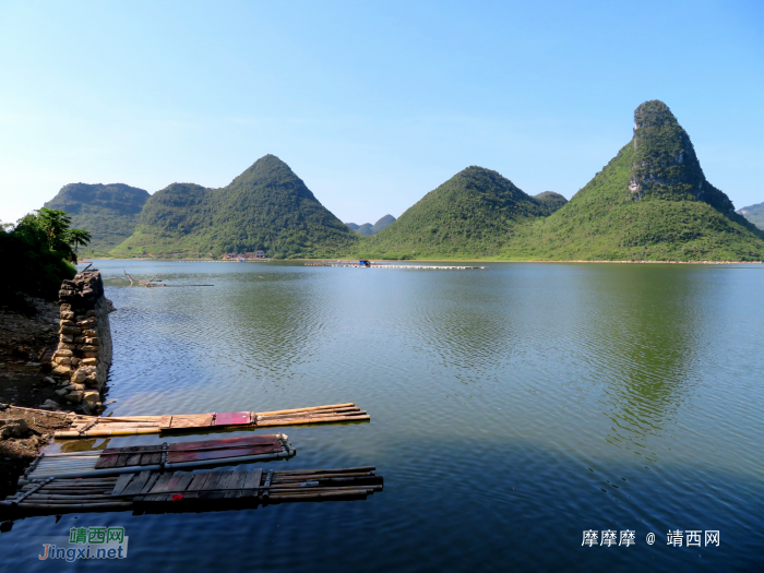 水波粼粼荷皎洁，朋怀湖边有美景。 - 靖西网