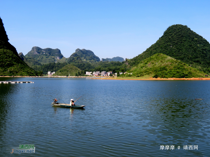 水波粼粼荷皎洁，朋怀湖边有美景。 - 靖西网