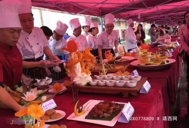 在靖西市绣球城隆重举行的第十三届中国粽子美食节，她们在这里干嘛？ - 靖西网