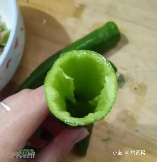 虎皮辣椒酿肉,学会这道菜比饭店美味10倍! - 靖西网 虎皮辣椒酿肉,学会这道菜比饭店美味10倍! - 靖西网