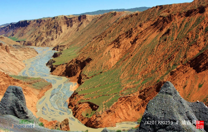 壮美的新疆沙湾安集海红山大峡谷风光 - 靖西网