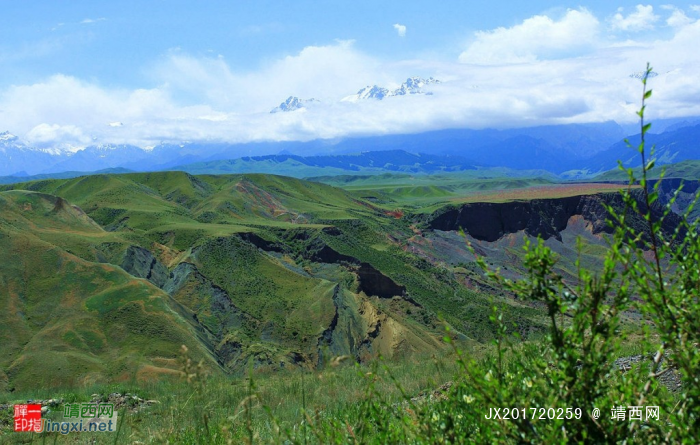 壮美的新疆沙湾安集海红山大峡谷风光 - 靖西网