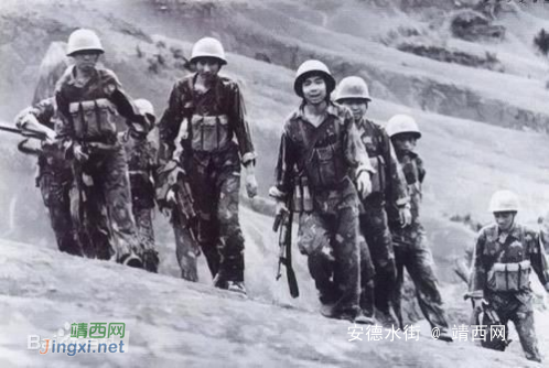 自卫还击战(靖西安德)大村屯民兵守卫桥梁留念照——一张拍于1979年2月的照片 - 靖西网