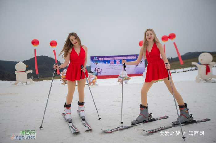 仙女山俄罗斯比基尼美女滑雪--- 一出场就引发尖叫（图） - 靖西网