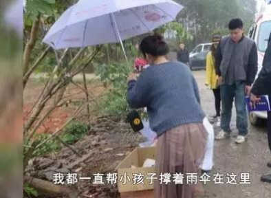 可怜！一名女婴被弃二级公路边！天这么冷，谁这么狠心 - 靖西网