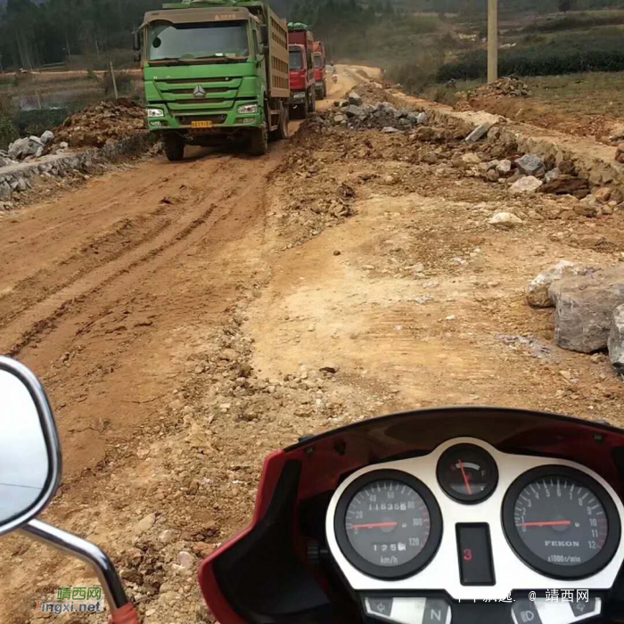 城市套路深，农村路很滑！敢开矿车上这种路的那都是英雄 - 靖西网