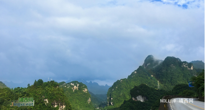 靖西这条网红高速公路美呆了，青山绿水，感觉游走在丹青水墨的山水画廊一样 - 靖西网