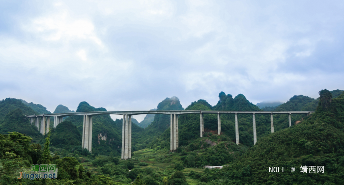 靖西这条网红高速公路美呆了，青山绿水，感觉游走在丹青水墨的山水画廊一样 - 靖西网