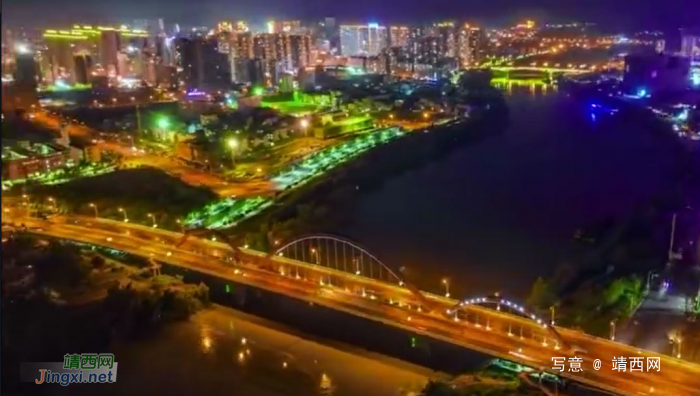流光溢彩的右江两岸2018国庆夜景俯视视角。 - 靖西网