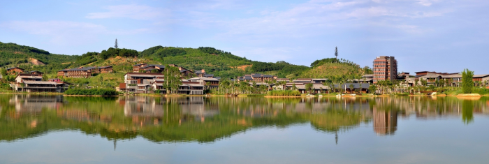 百色干部学院实景图，浓浓的巴厘岛风格建筑。全国为数不多的学院之一 - 靖西网