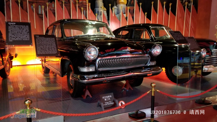 逛逛北京汽车博物馆，很多辆经典的老红旗 - 靖西网