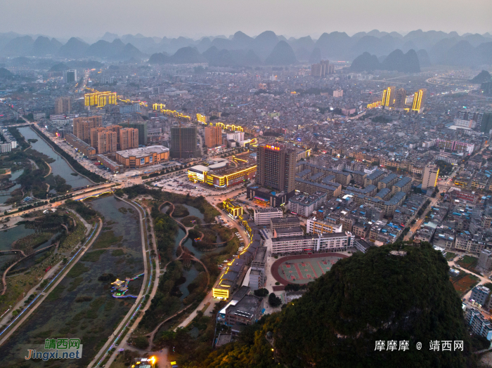 春节前夕黄昏时，远望靖西城区。 - 靖西网