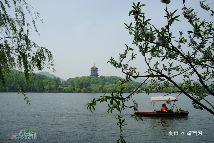 西湖雷锋塔的传说 - 靖西网