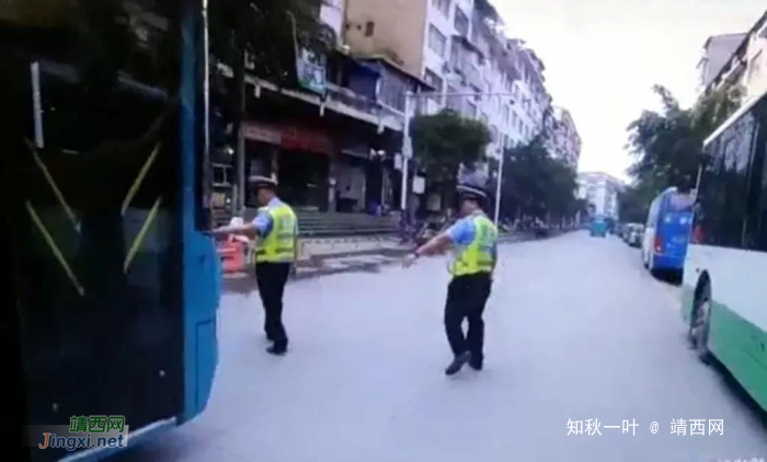 我碾死你们这群人”！柳州一男子违法被处罚，开公交车撞向交警 - 靖西网