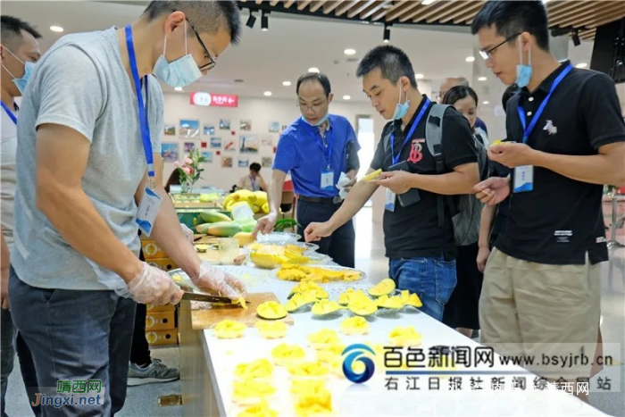 东西部协作消费扶贫（百色芒果）电商峰会在深圳举行 现场达成3000万元的采购意向 - 靖西网