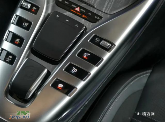 深圳AMG-GT50改装升级可变声高性能运动排气、OLED方向盘旋钮 - 靖西网