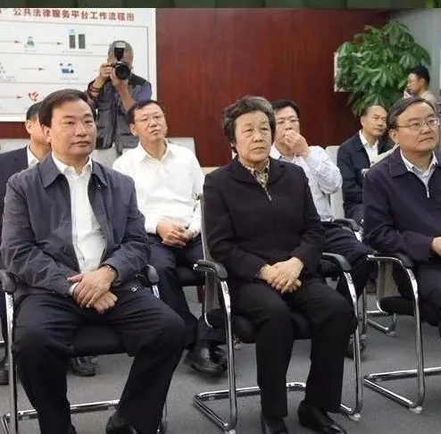 落马检察长李钰， 一个真正的美女官员 - 靖西网