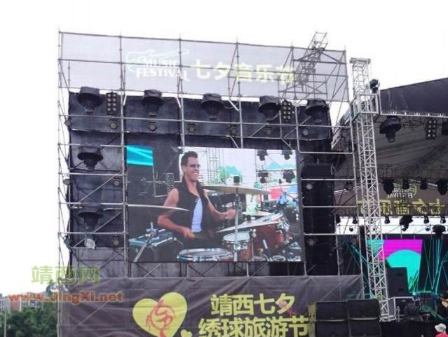 七夕音乐节现场，场外场内满满都是人 - 靖西市·靖西网