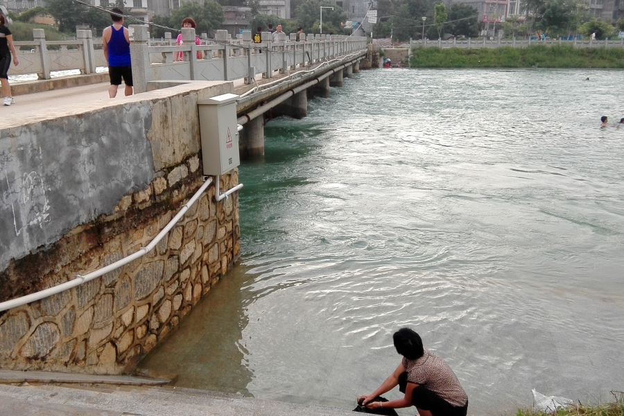 雨天后的一缕阳光，无法抵挡龙潭湿地公园的诱惑 - 靖西市·靖西网