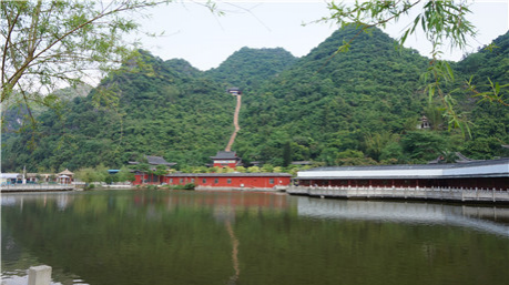 鹿峰山国庆节“首届东南亚风情表演节” - 靖西市·靖西网