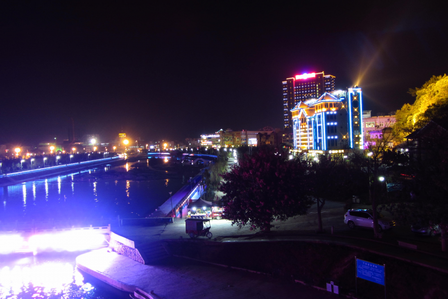 夜拍湿地公园-靓丽的靖西龙潭湿地公园夜景 - 靖西市·靖西网