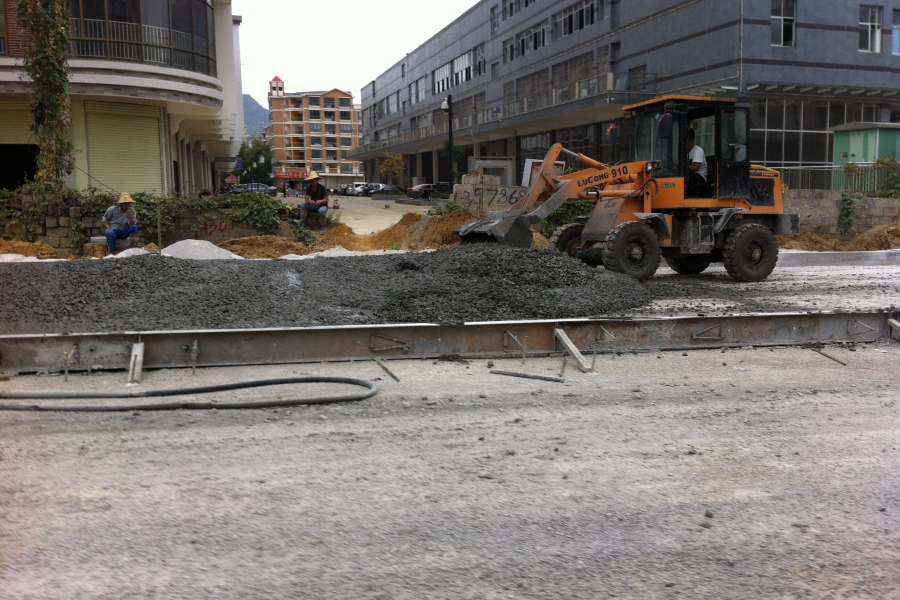 龙潭路快建好了，以后就不用天天吃灰尘了！！ - 靖西市·靖西网