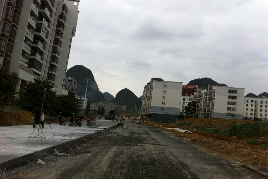 龙潭路快建好了，以后就不用天天吃灰尘了！！ - 靖西市·靖西网