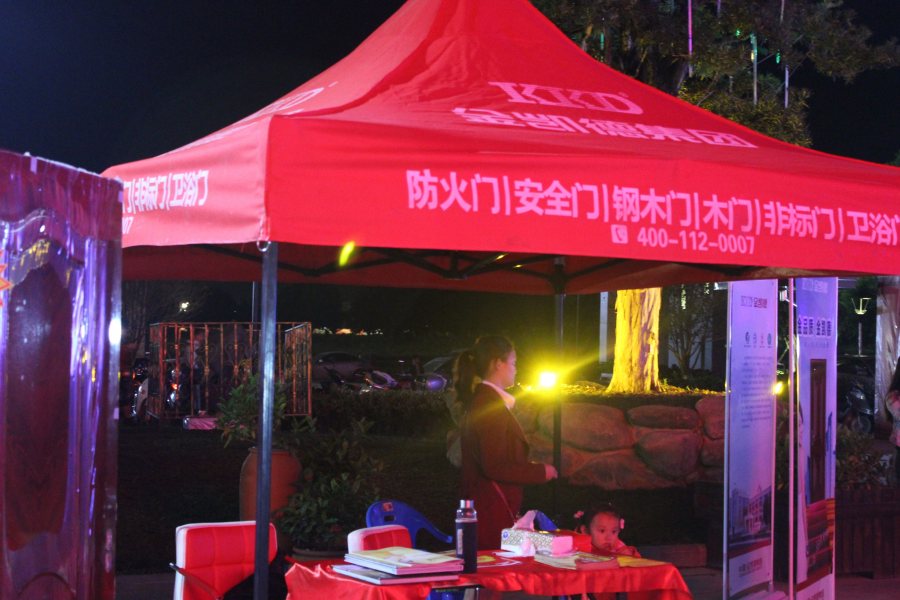 靖西京东帮@云天城网购活动现场，靖西老老小小都会用手机，牛 - 靖西市·靖西网