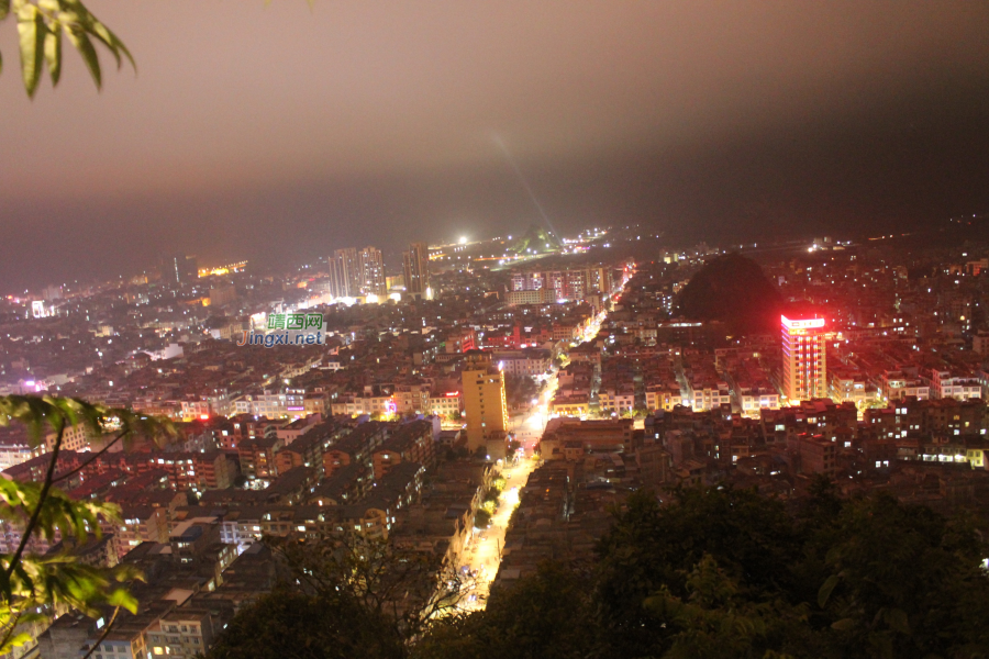 炫丽的靖西小城夜景，但拍照技术是2015年最糟糕的照片 - 靖西市·靖西网