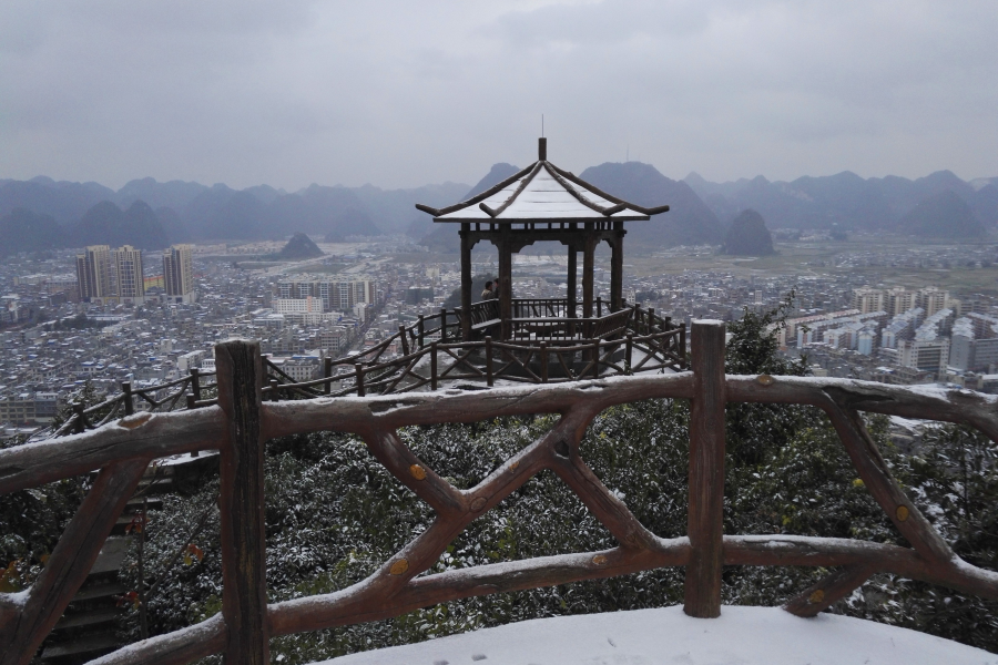 瑞雪纷飞迎春来，靖西市银装素景。2016靖西下雪了 - 靖西市·靖西网