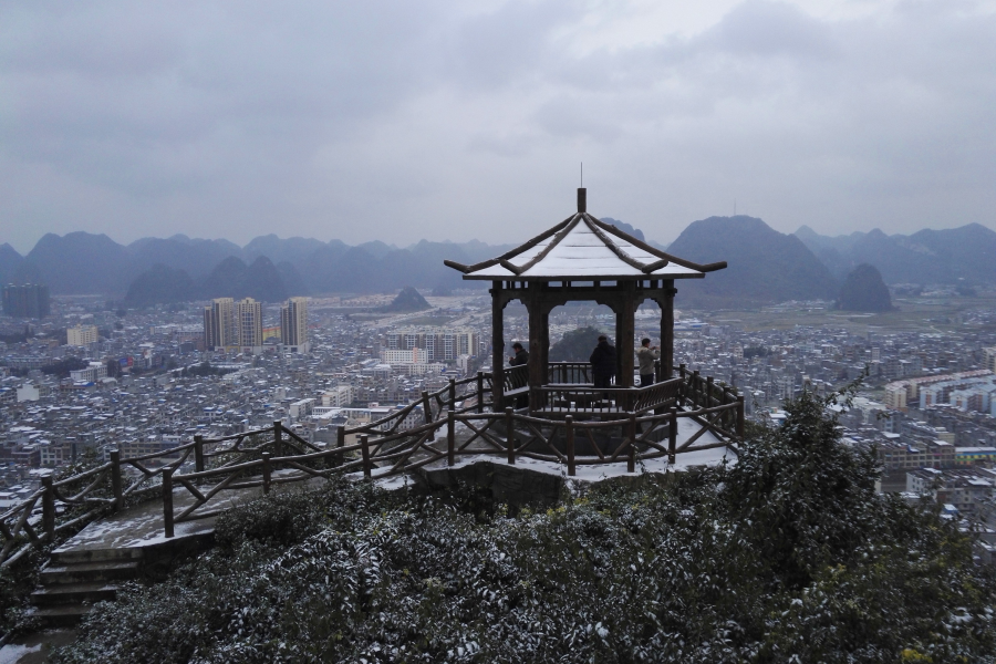 瑞雪纷飞迎春来，靖西市银装素景。2016靖西下雪了 - 靖西市·靖西网