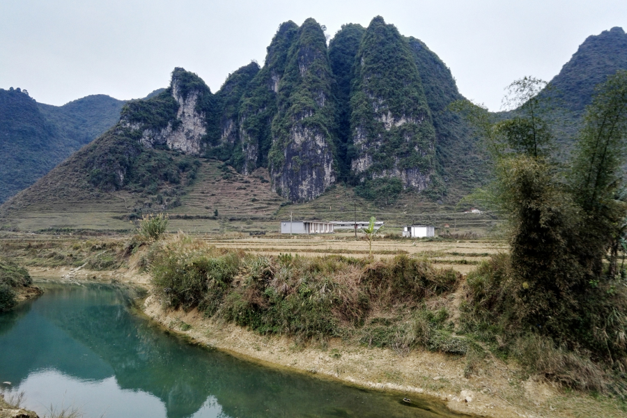 山如笋，水弯弯，靖西市地州乡果广村风光。 - 靖西市·靖西网