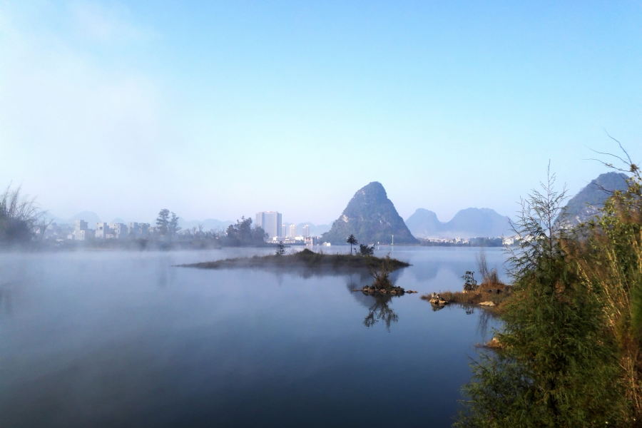 又是一个绚丽多彩的早晨，靖西龙潭湖小景。 - 靖西市·靖西网