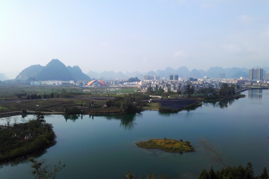 这角度更加稀有！爬龙王庙后山观靖西龙潭美景。 - 靖西市·靖西网