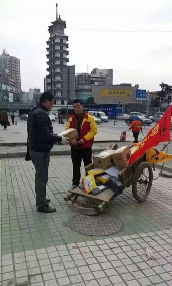 笑死人了，河南禁电动三轮车 快递使用板车配送 - 靖西市·靖西网