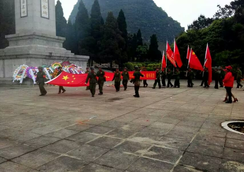 近日全国各地退役老兵及烈属到靖西烈士陵园扫墓，纪念革命先烈永垂不朽！ - 靖西市·靖西网